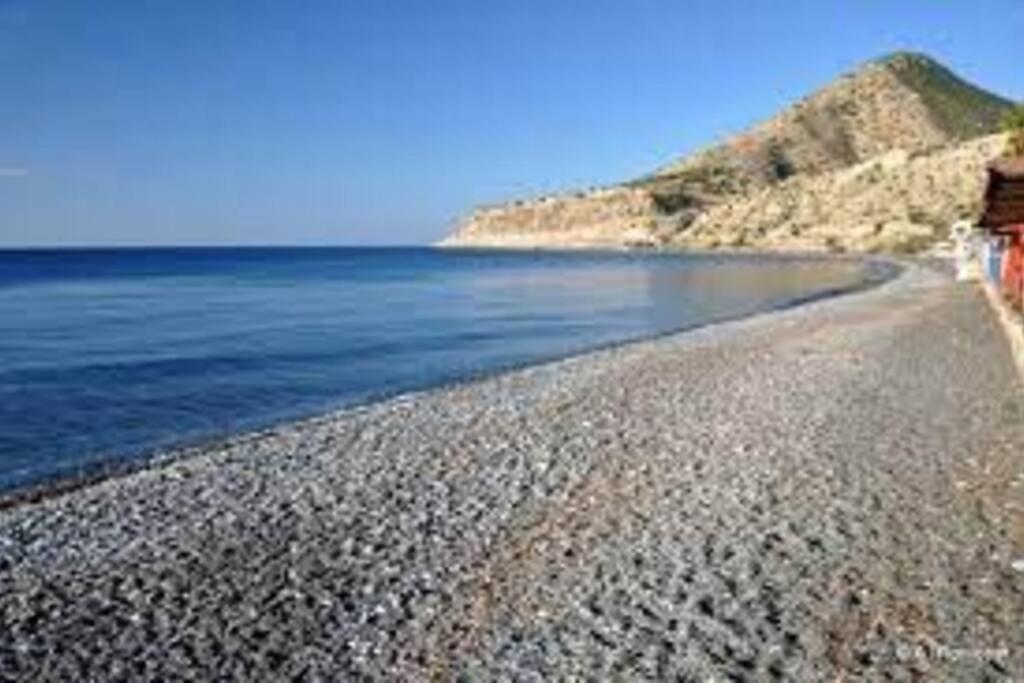 Estia Κατάλυμα Στο Μύρτος Eksteriør billede